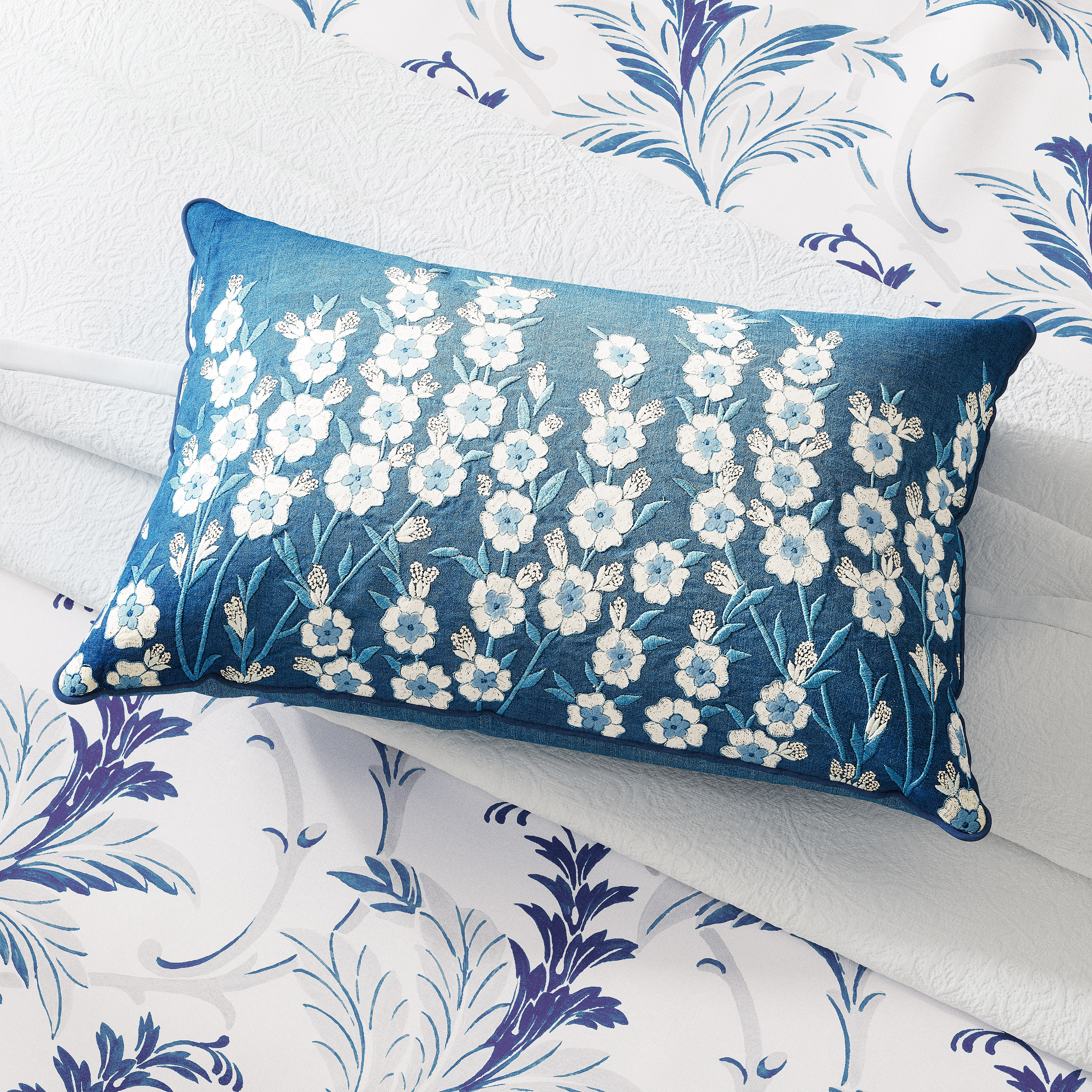 Baroque Swanswick Cushion By Va In Indigo Blue